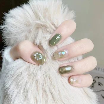 24pcs Fresh Matcha Green Moon Stars Pattern Paillette Decorated Dye Fake Nails Summer Beach Wearable Temperament Nails T
24pcs Fresh Matcha Green Moon Stars Pattern Paillette Decorated Dye Fake Nails Summer Beach Wearable Temperament Nails T
