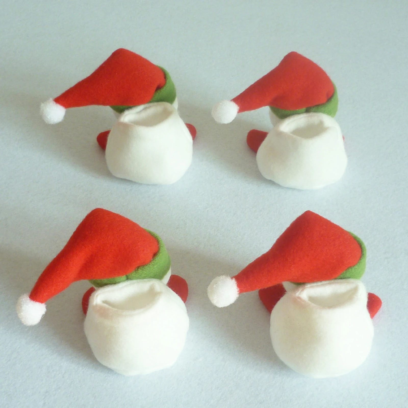 4pcs Christmas Decoration Santa Claus Snowman Chair Leg Cover Chair Foot Cover For Christmas Xmas New Year Home Party Supply
4pcs Christmas Decoration Santa Claus Snowman Chair Leg Cover Chair Foot Cover For Christmas Xmas New Year Home Party Supply