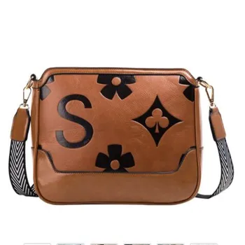Fashion Luxury Solid Shoulder Bags Shoulder Bag Soft PU Leather Shoulder Bags Striped Weave Pattern Messenger Bags
Fashion Luxury Solid Shoulder Bags Shoulder Bag Soft PU Leather Shoulder Bags Striped Weave Pattern Messenger Bags
