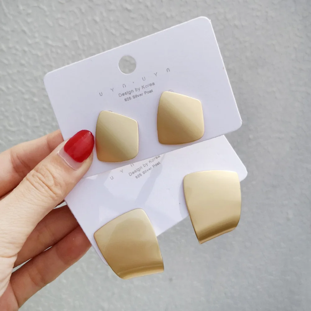 Elegant Matte Gold Color Big Geometric Earrings For Women Irregular Simple Metal Earrings Statement Jewelry
Elegant Matte Gold Color Big Geometric Earrings For Women Irregular Simple Metal Earrings Statement Jewelry