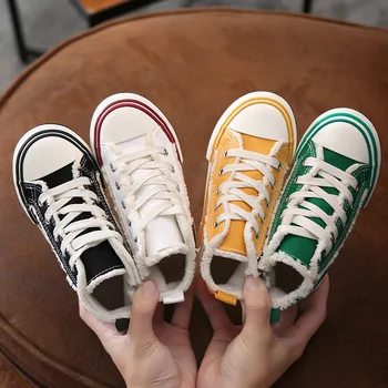 Children's Canvas Shoes 2019 Spring and Autumn New Boys and Girls Korean Version of The Students Fashion Trend Wild Casual Shoes 
Children's Canvas Shoes 2019 Spring and Autumn New Boys and Girls Korean Version of The Students Fashion Trend Wild Casual Shoes
