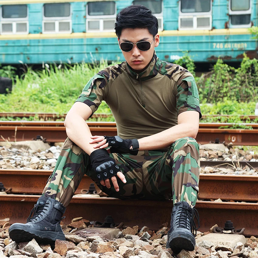 Short Sleeve Men Tactical Combat Shirt Military Uniform Desert Camouflage 3D Print Army Suit Security Summer T-shirts 
Short Sleeve Men Tactical Combat Shirt Military Uniform Desert Camouflage 3D Print Army Suit Security Summer T-shirts