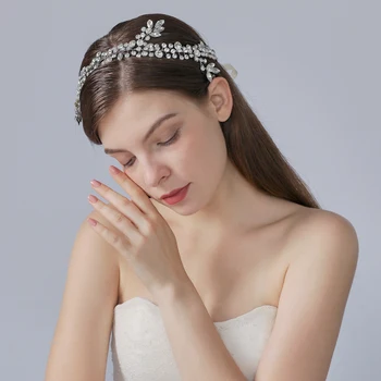 TRiXY H259 Luxury Wedding Hair Accessories Crystal Hair Vine Wedding Bridal Hair Ornaments Hair Jewelry bride Headdress Headband
TRiXY H259 Luxury Wedding Hair Accessories Crystal Hair Vine Wedding Bridal Hair Ornaments Hair Jewelry bride Headdress Headband