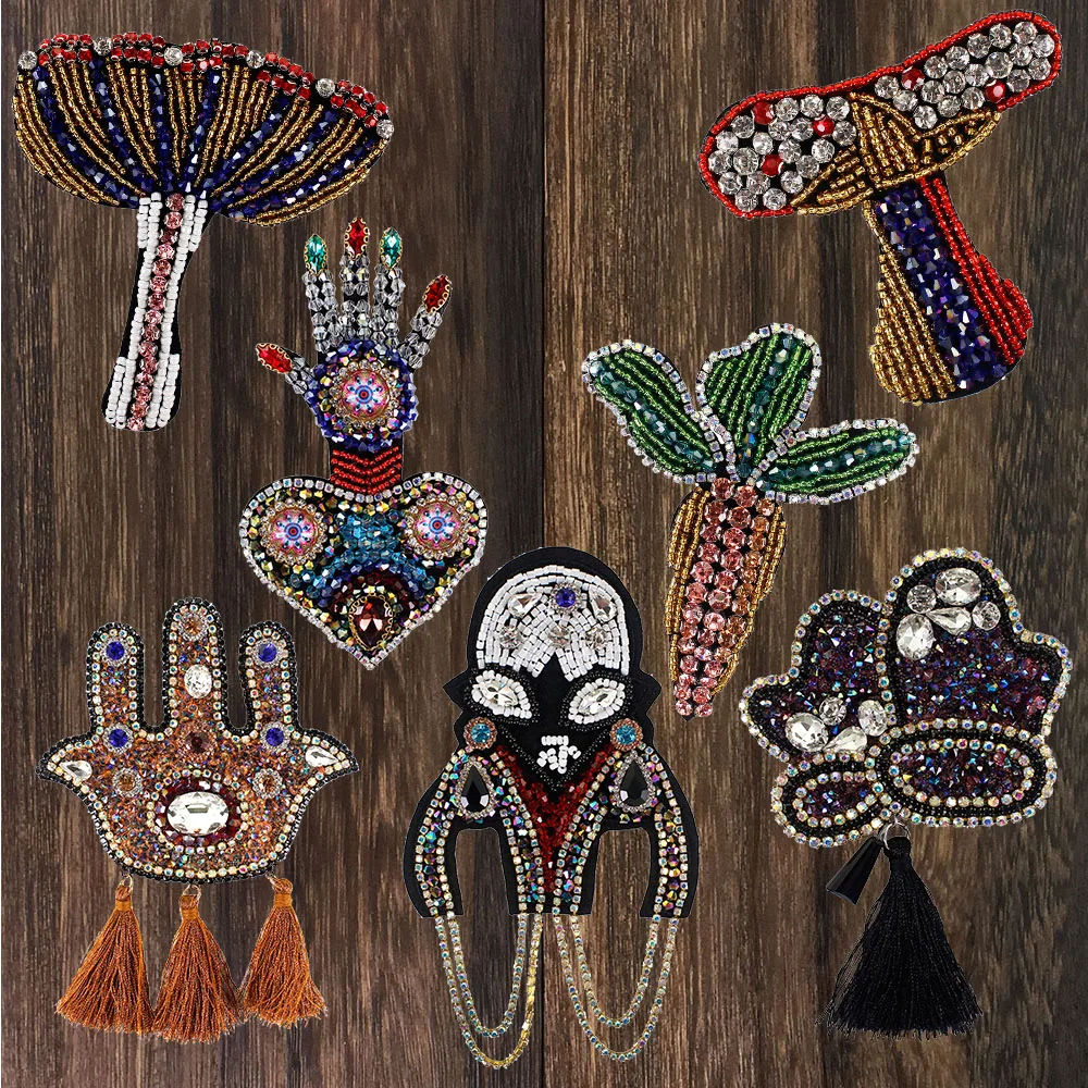 DIY Bead Heart Hand Golves Fringe Carrot Mushroon Lotus Pod Badge Patches T-shirt Bag Shoes Clothes Hair Sewing Decoration 1pc
DIY Bead Heart Hand Golves Fringe Carrot Mushroon Lotus Pod Badge Patches T-shirt Bag Shoes Clothes Hair Sewing Decoration 1pc