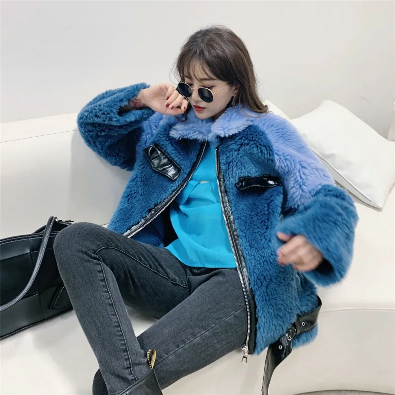 Real Fur Coat Female 100% Wool Jacket Autumn Winter Coat Women Clothes 2020 Korean Sheep Shearling Tops Suede Lining ZT4397
Real Fur Coat Female 100% Wool Jacket Autumn Winter Coat Women Clothes 2020 Korean Sheep Shearling Tops Suede Lining ZT4397