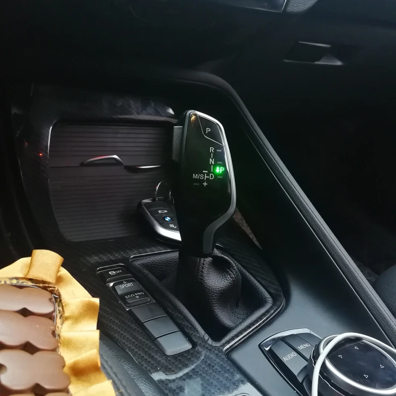 1 and X1 Series Long and Short LED Gear Shift Knob Car with Led Light Auto Gear Manual Stick Modified Electronic Section
1 and X1 Series Long and Short LED Gear Shift Knob Car with Led Light Auto Gear Manual Stick Modified Electronic Section