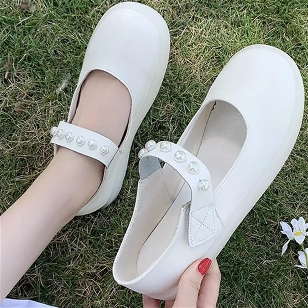 Fashion Brand Luxury Designer Women Shoes Pearl Belt Buckle Strap Female Ladies Girls Mary Jane Shoes Shallow Pumps Lolita Shoes
Fashion Brand Luxury Designer Women Shoes Pearl Belt Buckle Strap Female Ladies Girls Mary Jane Shoes Shallow Pumps Lolita Shoes