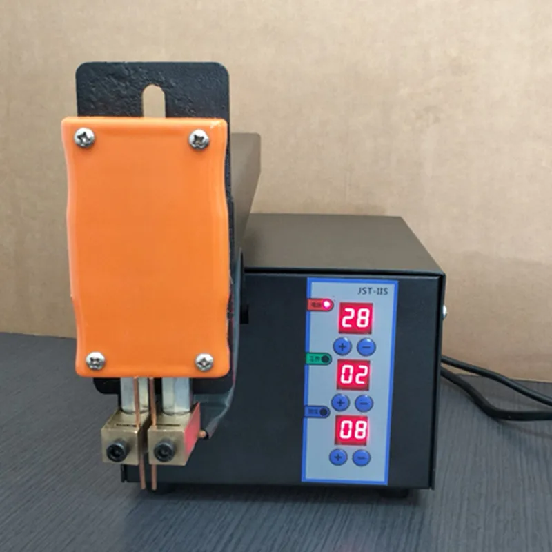 3KW высокая мощность аккумуляторная машина для точечной сварки 18650 литиевая батарея пакет никель ленточная сварочная точность импульсная сварочная машина
3KW высокая мощность аккумуляторная машина для точечной сварки 18650 литиевая батарея пакет никель ленточная сварочная точность импульсная сварочная машина