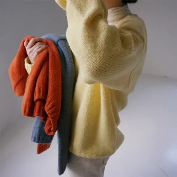 Women Sweater Pullovers Long Sleeve Warm Minimalist Korean Style Knitting Elegant Ladies Loose Tops New Autumn Winter Sweaters
Women Sweater Pullovers Long Sleeve Warm Minimalist Korean Style Knitting Elegant Ladies Loose Tops New Autumn Winter Sweaters