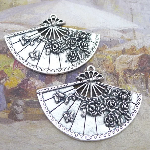 2 PCS/Lot 55mm*39mm Pendant Antique Silver Color Fan Charms For DIY Jewelry Making DIY Keychain
2 PCS/Lot 55mm*39mm Pendant Antique Silver Color Fan Charms For DIY Jewelry Making DIY Keychain