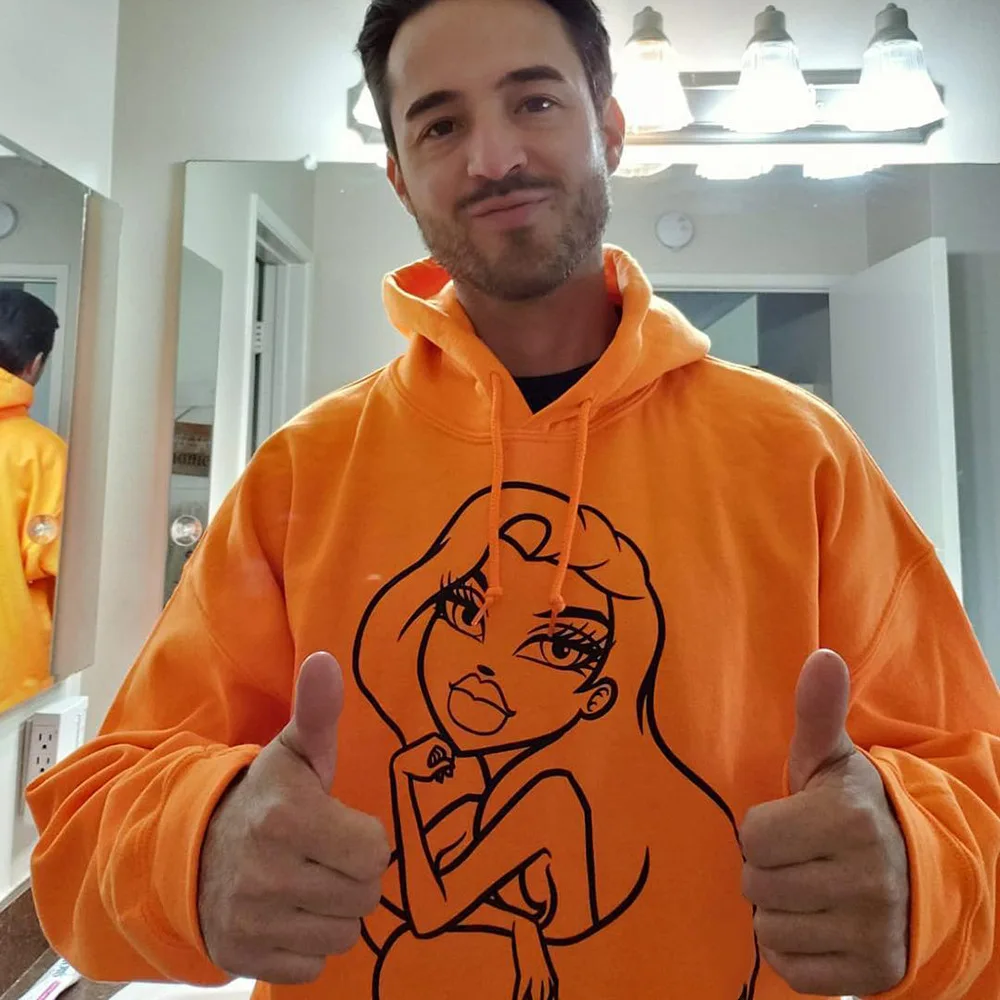 56173396_121117429055018_78206