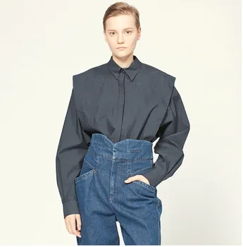 2020 Autumn Turn Down Collar Solid Color Broad Shoulders Splicing Long Sleeves Button Fashion Loose Women Shirt Casual Blouse I1
2020 Autumn Turn Down Collar Solid Color Broad Shoulders Splicing Long Sleeves Button Fashion Loose Women Shirt Casual Blouse I1