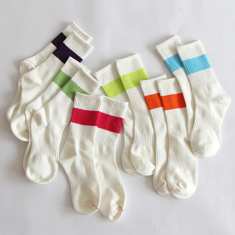 Jeseca Hot Cotton Soft Breathable Socks for Men/Women 2019 Autumn Winter Thick Warm Sock Harajuku Vintage Streetwear Crew Sock
Jeseca Hot Cotton Soft Breathable Socks for Men/Women 2019 Autumn Winter Thick Warm Sock Harajuku Vintage Streetwear Crew Sock