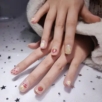 

24pcs/box false nails with a pattern Sweet Strawberry Poached Egg Fake Nail with Glue Korean Fashion Short Full Cover nail tips