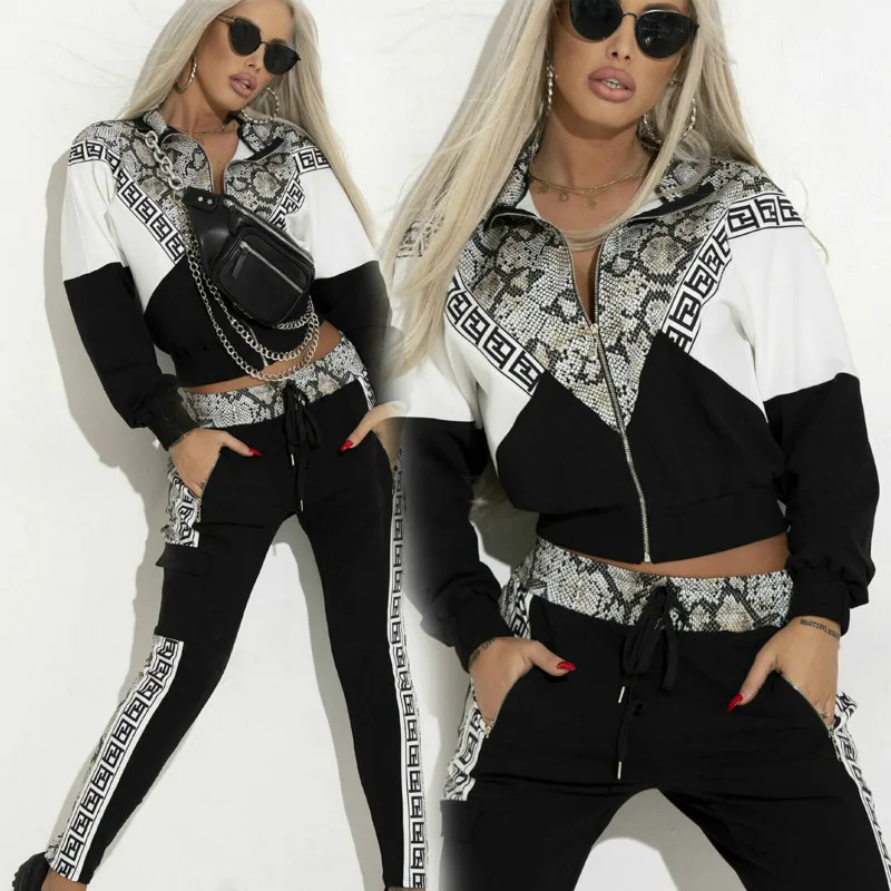 Sports Casual Suit Tracksuit Women 2020 Spring Autumn New Style Fashion Black Print Sweatsuit Jogging Set Women Two Piece
Sports Casual Suit Tracksuit Women 2020 Spring Autumn New Style Fashion Black Print Sweatsuit Jogging Set Women Two Piece