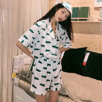 Summer Cute Crocodile Pyjama Sweet Female Notched Sleepwear Short Sleeve Tops+Shorts+Blinder Home Suit 3pcs Lingerie Sexy S993
Summer Cute Crocodile Pyjama Sweet Female Notched Sleepwear Short Sleeve Tops+Shorts+Blinder Home Suit 3pcs Lingerie Sexy S993