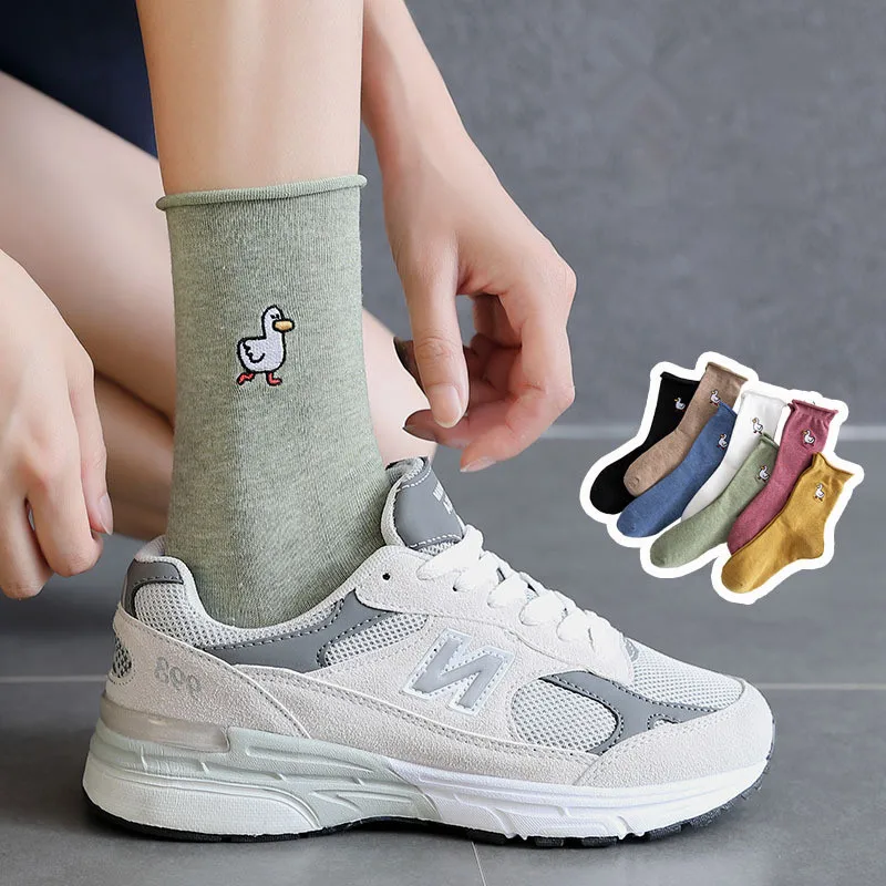 Lovely Girls Autumn Winter Fashion Cartoon Duck Embroidery Happy Pile Socks Breathable Cotton Medium tube Socks For Women 
Lovely Girls Autumn Winter Fashion Cartoon Duck Embroidery Happy Pile Socks Breathable Cotton Medium tube Socks For Women