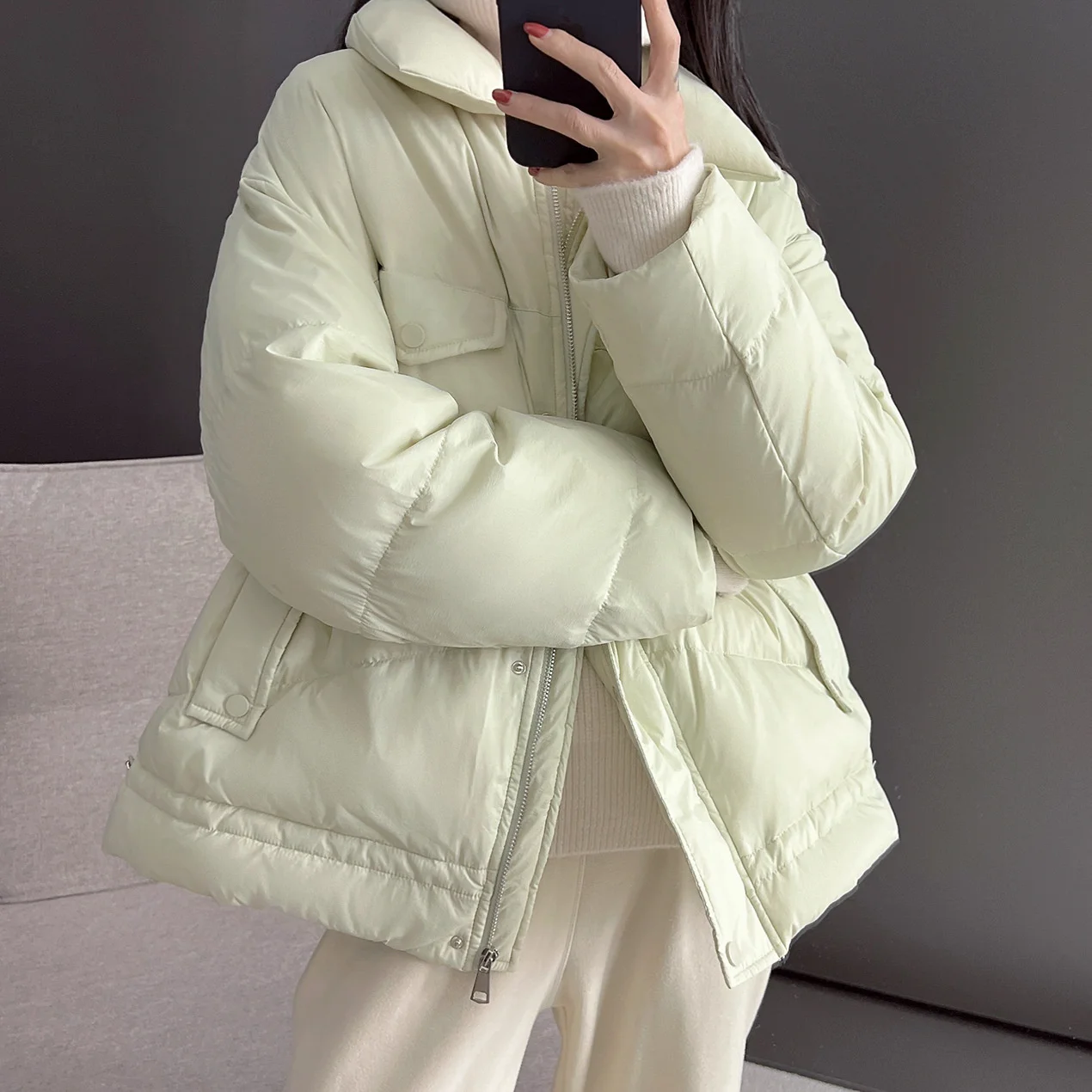 2021 Autumn and winter new five color 90% white duck down warm women's matte long sleeve lapel drawstring down jacket Y97137
2021 Autumn and winter new five color 90% white duck down warm women's matte long sleeve lapel drawstring down jacket Y97137