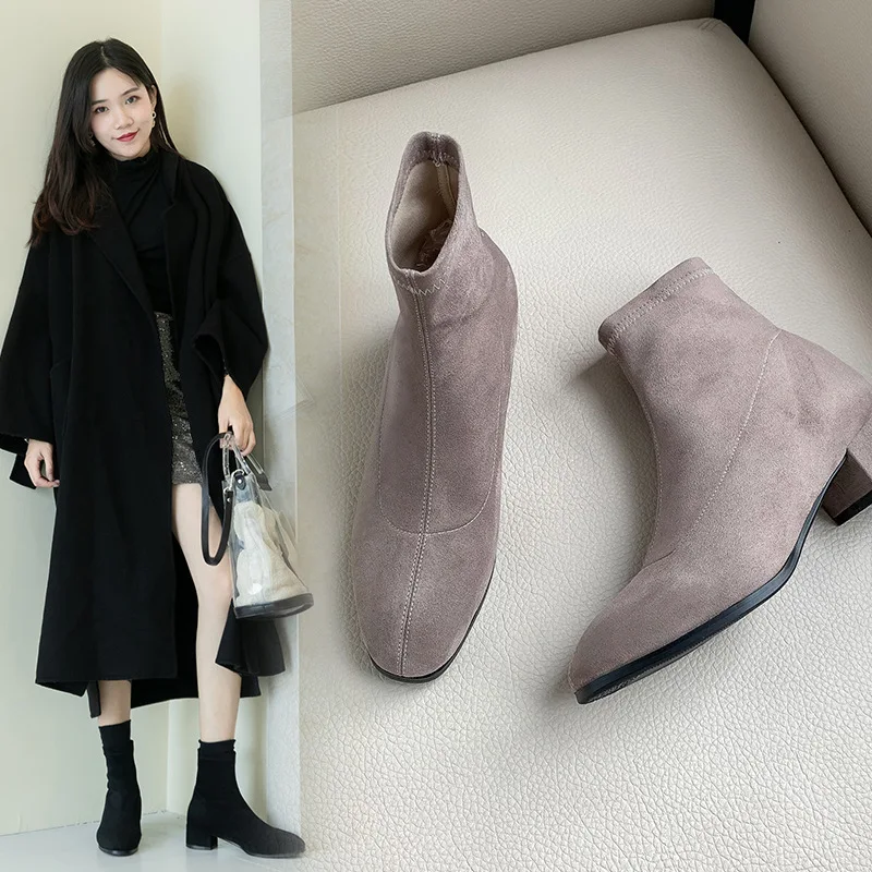 2019 Autumn And Winter 32 Mixed Colors 33 Online Celebrity Thin Boots Ankle Boots 42 Martin Short Boots Square Head Large Size 4 
2019 Autumn And Winter 32 Mixed Colors 33 Online Celebrity Thin Boots Ankle Boots 42 Martin Short Boots Square Head Large Size 4