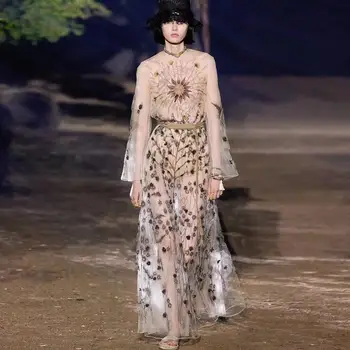 Summer 2 Piece Maxi Dress Women 2020 Spring Flower Embroidery See-through Slim Mesh Sexy Boho Beach Long Dresses Luxury Designer
Summer 2 Piece Maxi Dress Women 2020 Spring Flower Embroidery See-through Slim Mesh Sexy Boho Beach Long Dresses Luxury Designer