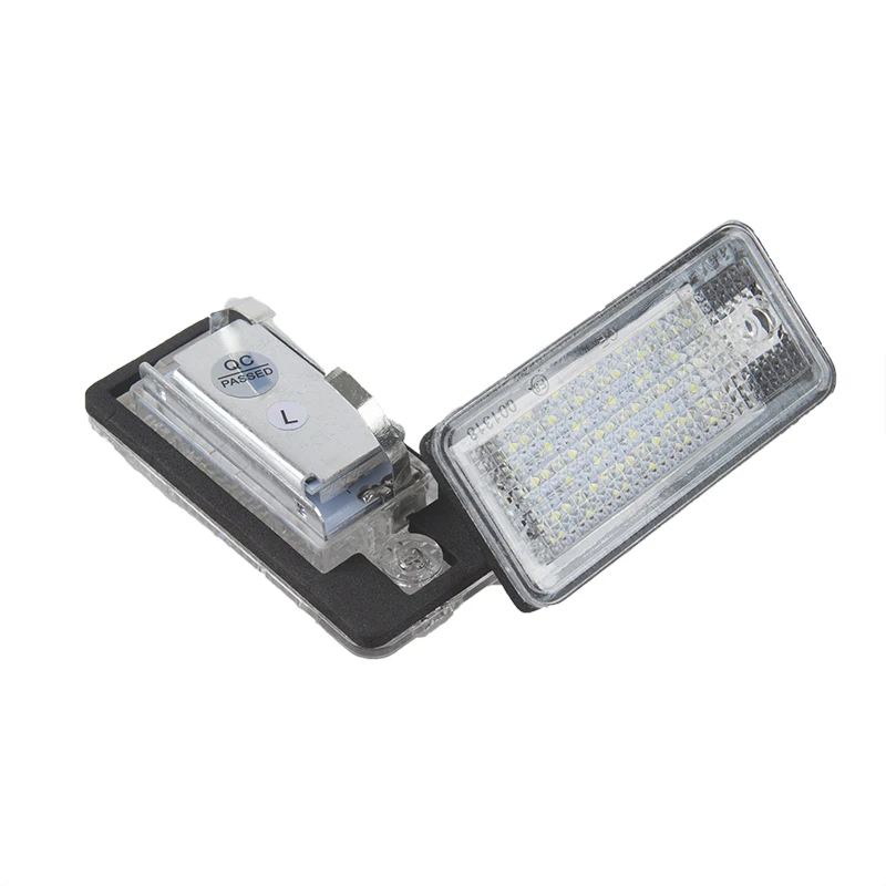 1Pair Error Free Car White Highlight Lamp 18SMD Led Bulb Number License Plate Light For Audi A3 A4 A6 A8 B6 B7 C6 D3 Q7 S3 S4 S8
1Pair Error Free Car White Highlight Lamp 18SMD Led Bulb Number License Plate Light For Audi A3 A4 A6 A8 B6 B7 C6 D3 Q7 S3 S4 S8