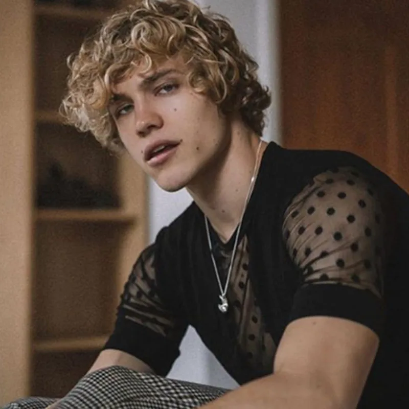 New street innovative design slim man T-shirt, beach T-shirt, sports casual T-shirt, light and breathable T-shirt shirt man
New street innovative design slim man T-shirt, beach T-shirt, sports casual T-shirt, light and breathable T-shirt shirt man