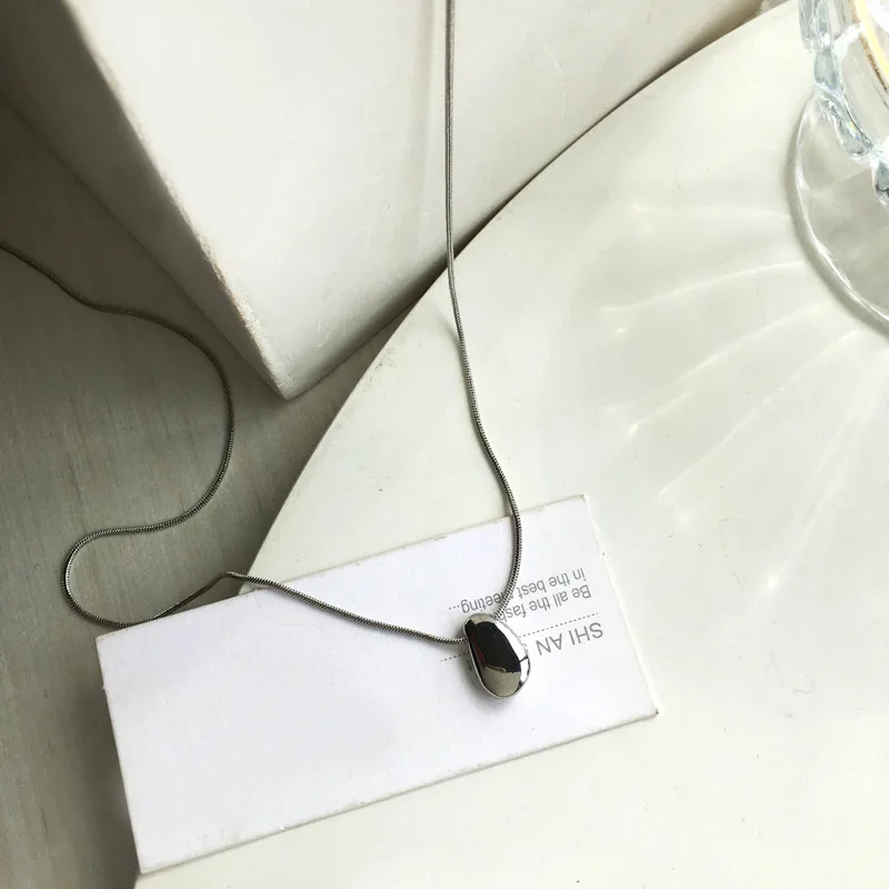 Hip Hop Punk Snake Chain Choker Necklaces for Women Smooth Geometric Pendant Statement Necklace Daily Minimalist Jewelry
Hip Hop Punk Snake Chain Choker Necklaces for Women Smooth Geometric Pendant Statement Necklace Daily Minimalist Jewelry