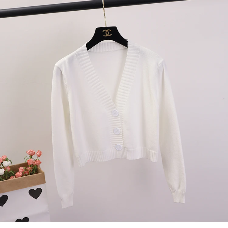 Female Black White Short Sweater V Neck Single Breasted Sweater Woman Knitted Cardigan Women's Cropped Cardigan Sweaters
Female Black White Short Sweater V Neck Single Breasted Sweater Woman Knitted Cardigan Women's Cropped Cardigan Sweaters