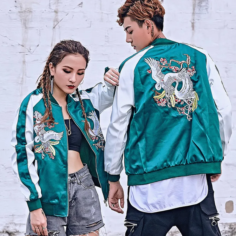 New 2020 Spring Autumn Embroidered Jackets Harajuku Style Men And Women Short Baseball Jacket Outwear Harajuku Accessories Coat
New 2020 Spring Autumn Embroidered Jackets Harajuku Style Men And Women Short Baseball Jacket Outwear Harajuku Accessories Coat
