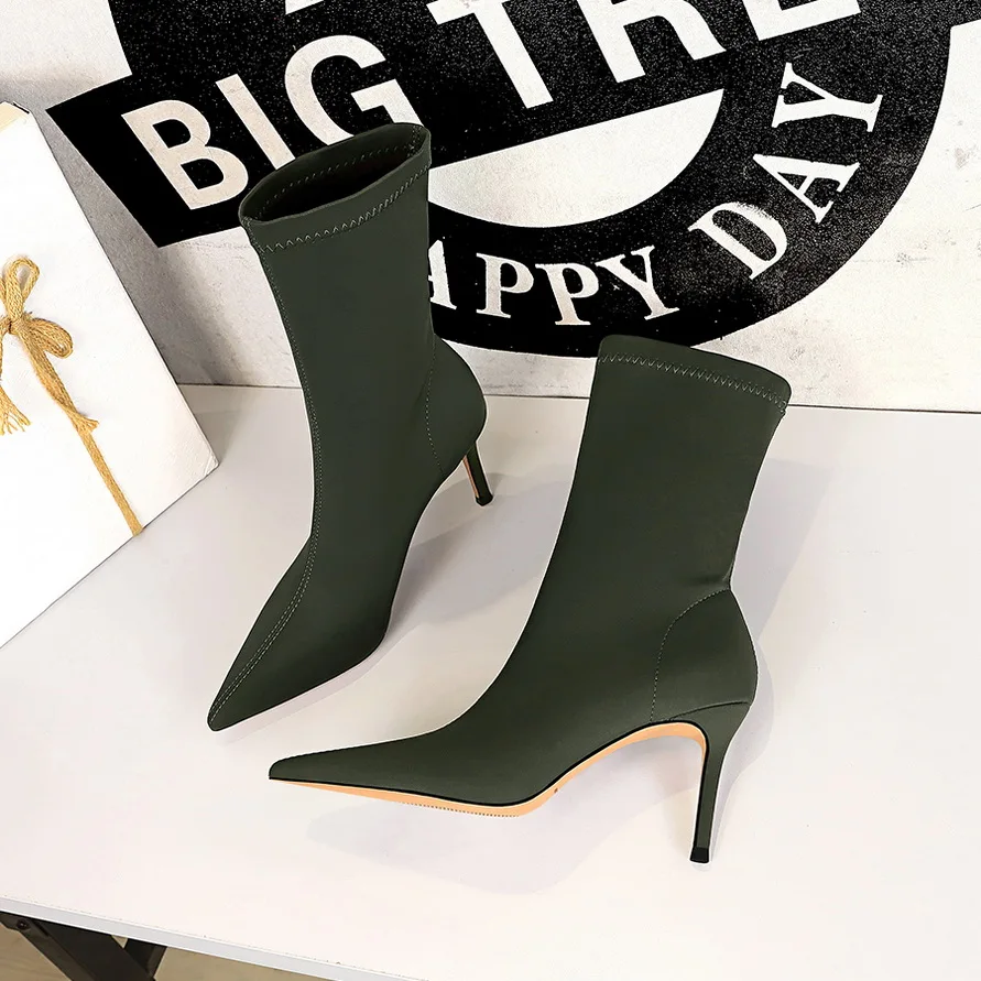 BIGTREE Shoes 2023 New Stretch Boots Autumn Shoes Pointed Toe High-heel Boots Stiletto Ankle Boots 3 Colour Female Short Boots
BIGTREE Shoes 2023 New Stretch Boots Autumn Shoes Pointed Toe High-heel Boots Stiletto Ankle Boots 3 Colour Female Short Boots