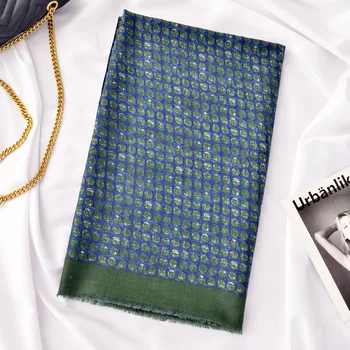 2020 luxury hijab scarf women Viscose Shawl Scarf Bandana Print soft Scarves and Wraps Foulard Muslim Hijab
2020 luxury hijab scarf women Viscose Shawl Scarf Bandana Print soft Scarves and Wraps Foulard Muslim Hijab
