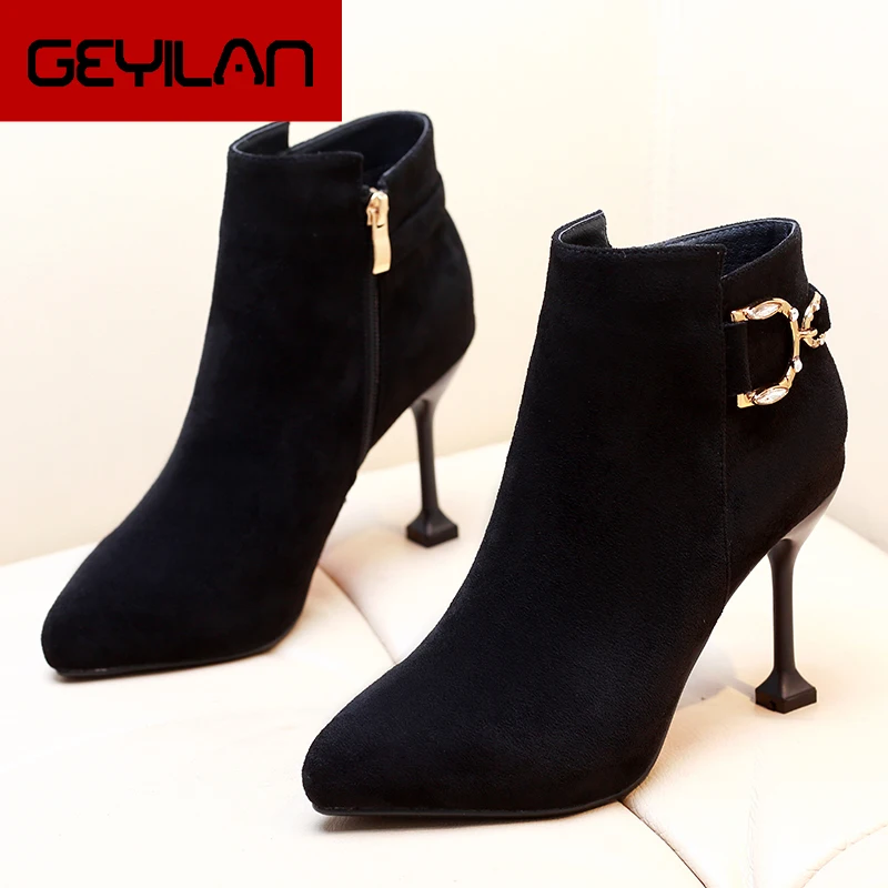 DropShipping Autumn Winter Female Chelsea Motorcycle Botas Lady Shoes Women Ankle Boots Kid Suede Leather Casual Shoes CH-B0132
DropShipping Autumn Winter Female Chelsea Motorcycle Botas Lady Shoes Women Ankle Boots Kid Suede Leather Casual Shoes CH-B0132
