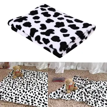 Pet Blanket Cute Coral Velvet Cow Print Blanket Rest Mats Dog Quilt Carpet Winter Dog Cat Bed Mat Warm Sleeping Mattress
Pet Blanket Cute Coral Velvet Cow Print Blanket Rest Mats Dog Quilt Carpet Winter Dog Cat Bed Mat Warm Sleeping Mattress