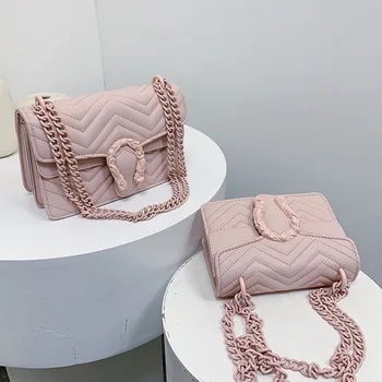 2020 New Women Bags Designer Fashion Wave Pattern Shoulder Messenger Bag Girls Chain Bag Luxury Square Bag Pure Color Handbag
2020 New Women Bags Designer Fashion Wave Pattern Shoulder Messenger Bag Girls Chain Bag Luxury Square Bag Pure Color Handbag