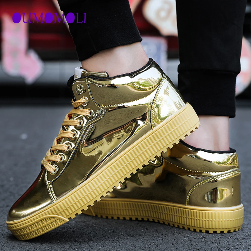 2019 Women Vulcanized Shoes Short Plush Warm Sneakers Ladies Lace-up Basket Shoes Bling Mirror Leather Flat Gold Shoe x474 
2019 Women Vulcanized Shoes Short Plush Warm Sneakers Ladies Lace-up Basket Shoes Bling Mirror Leather Flat Gold Shoe x474