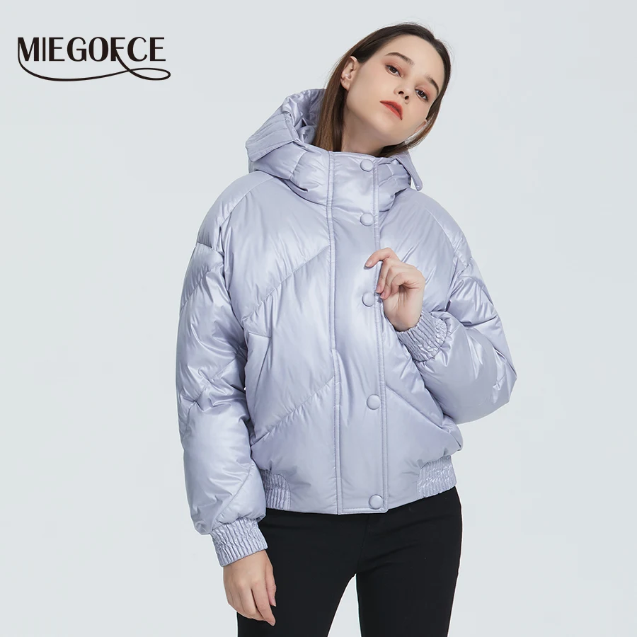 MIEGOFCE 2019 New Design Winter Coat Women's Jacket Insulated Cut Waist Length With Pockets Casual Parka Stand Collar Hooded
MIEGOFCE 2019 New Design Winter Coat Women's Jacket Insulated Cut Waist Length With Pockets Casual Parka Stand Collar Hooded