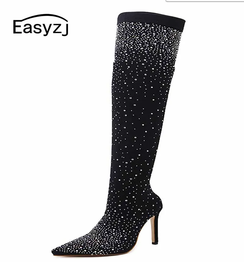 2020 Fashion Sexy Runway Crystal Stretch Fabric Sock Boots Pointy Toe Over-the-Knee ShinyHeel Thigh High Pointed Toe Woman Boot
2020 Fashion Sexy Runway Crystal Stretch Fabric Sock Boots Pointy Toe Over-the-Knee ShinyHeel Thigh High Pointed Toe Woman Boot
