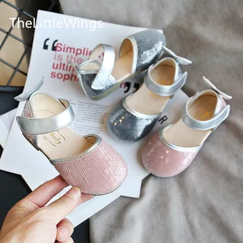 2020 new children's shoes girls non-slip princess shoes Korean soft bottom bowknot Sequins casual sandals 1-3-6 years old
2020 new children's shoes girls non-slip princess shoes Korean soft bottom bowknot Sequins casual sandals 1-3-6 years old