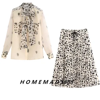 Set Female 2020 Spring And Summer New Perspective Shirt Pleated Skirt Two-piece Temperament Wild Fashion Women's Clothesset
Set Female 2020 Spring And Summer New Perspective Shirt Pleated Skirt Two-piece Temperament Wild Fashion Women's Clothesset