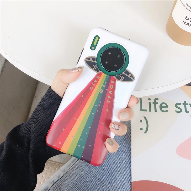 Simple Rainbow flying saucer Phone Cover Case For Huawei p20 p30 pro mate 20 30 pro Luxury Soft silicone Couple Coque Fundas
Simple Rainbow flying saucer Phone Cover Case For Huawei p20 p30 pro mate 20 30 pro Luxury Soft silicone Couple Coque Fundas