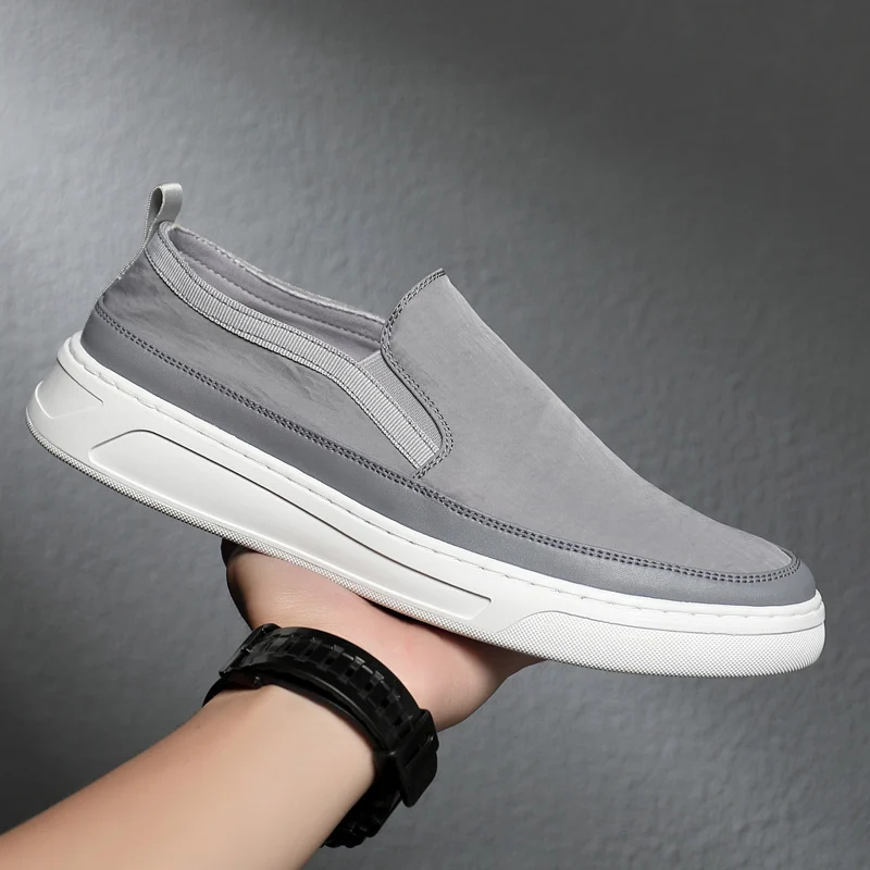 Luxury Classic Men Canvas Shoes Welt Stitching Men Casual Sneakers Moccasin Loafer Washed Denim Flat Man Vulcanize Shoe
Luxury Classic Men Canvas Shoes Welt Stitching Men Casual Sneakers Moccasin Loafer Washed Denim Flat Man Vulcanize Shoe