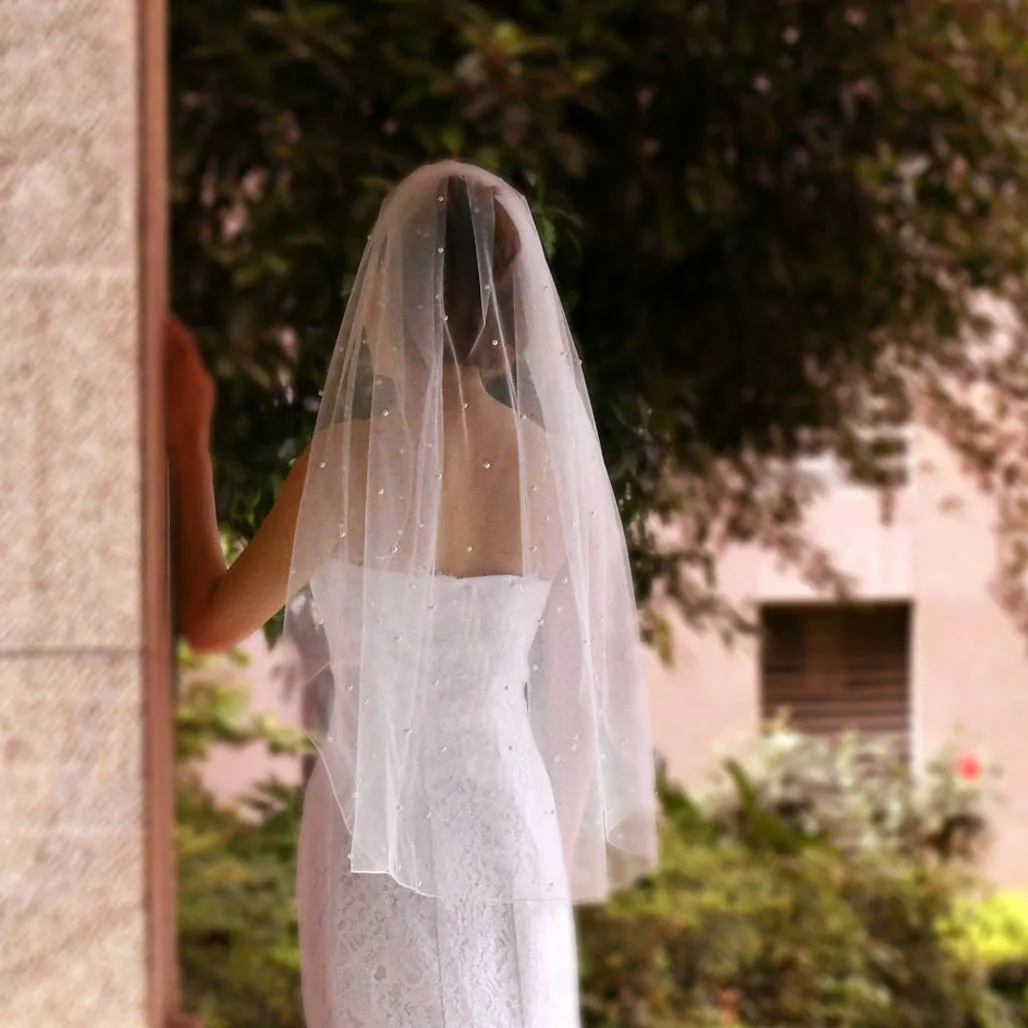 YouLaPan V06 Short Bridal Veil One Layer Bridal Veil White Ivory Wedding Veil with Comb Bride Accessories Pearl Bridal Veil YouLaPan V06 Short Bridal Veil One Layer Bridal Veil White Ivory Wedding Veil with Comb Bride Accessories Pearl Bridal Veil