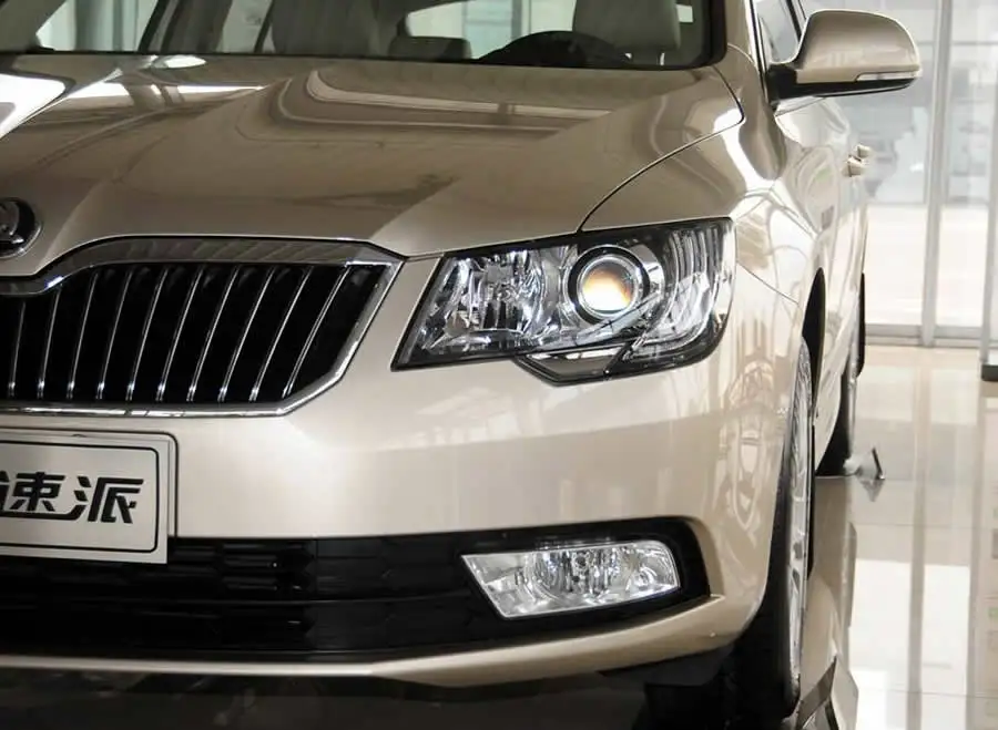 For Skoda Superb 2013 2014 2015 