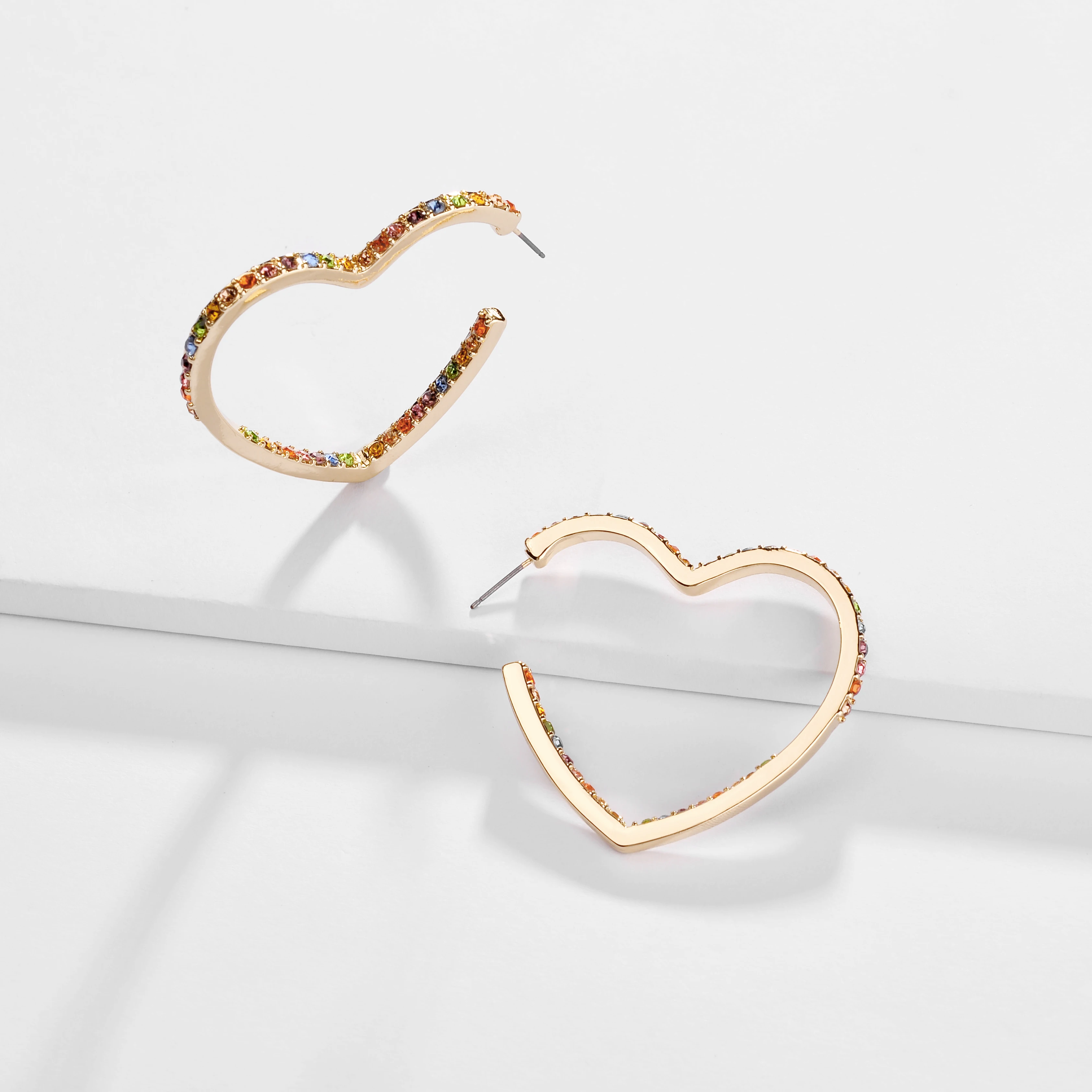 LUNA CHIAO Trendy Fashion Jewelry Colorful Crystal Big Heart Shape Hoop Earrings for Women
LUNA CHIAO Trendy Fashion Jewelry Colorful Crystal Big Heart Shape Hoop Earrings for Women