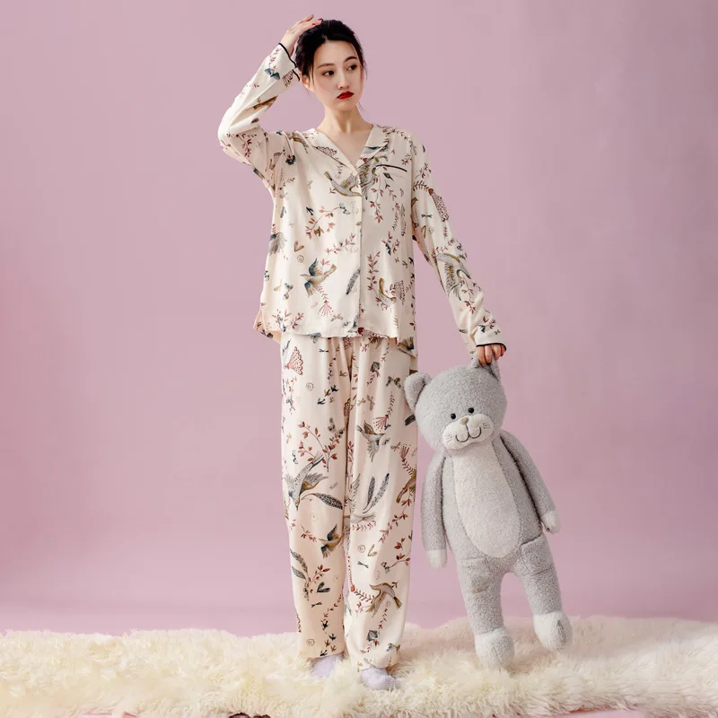 2021 New 2pcs Spring/Autumn Pajamas Women Print Floral Homewear Long-sleeve Trousers Suit Can Be Worn Outside Home Service Sets
2021 New 2pcs Spring/Autumn Pajamas Women Print Floral Homewear Long-sleeve Trousers Suit Can Be Worn Outside Home Service Sets