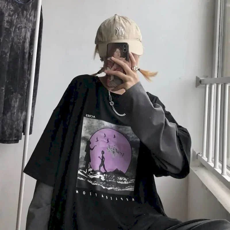 Long-sleeved t-shirt female early autumn new Harajuku bf style student Korean version of loose stitching fake two outer clothe
Long-sleeved t-shirt female early autumn new Harajuku bf style student Korean version of loose stitching fake two outer clothe