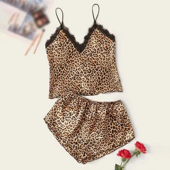 Leopard Print Sexy Pajamas Set Women Summer Comfortable Lace Camis Top and Shorts Two-Piece Pijamas Suit Sleepwear 
Leopard Print Sexy Pajamas Set Women Summer Comfortable Lace Camis Top and Shorts Two-Piece Pijamas Suit Sleepwear