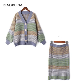 BIAORUINA Women Contast Colors Keep Warm Autumn Winter Knit Set Single Breasted V-neck Cardigans + Straight Slim Skirt Two Piece
BIAORUINA Women Contast Colors Keep Warm Autumn Winter Knit Set Single Breasted V-neck Cardigans + Straight Slim Skirt Two Piece