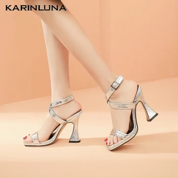KarinLuna 2020 Brand Design Large Size 43 Women Sandals Peep Toe Strange Style Heel Animal Prints Pumps Summer Party Woman Shoes
KarinLuna 2020 Brand Design Large Size 43 Women Sandals Peep Toe Strange Style Heel Animal Prints Pumps Summer Party Woman Shoes