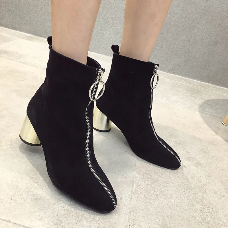 Fashion women's shoes 2019 autumn and winter new pointed front zipper suede thick heel and calf women's boots 35-39 yards
Fashion women's shoes 2019 autumn and winter new pointed front zipper suede thick heel and calf women's boots 35-39 yards